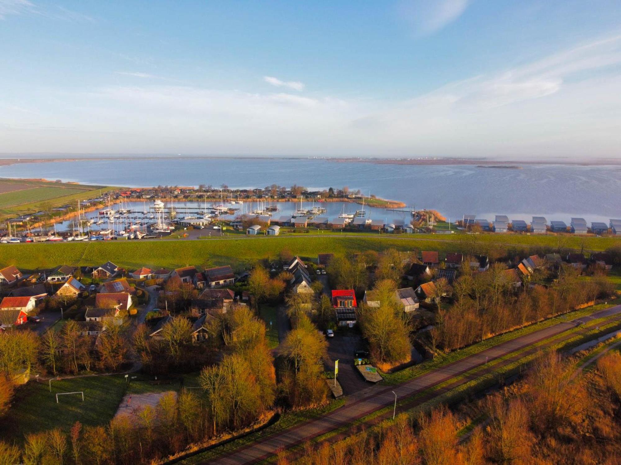 Sonnenhaus 6 Pers House With Sunny Terrace At A Typical Dutch Canal & By Lauwersmeer Lake. Anjum Exteriér fotografie